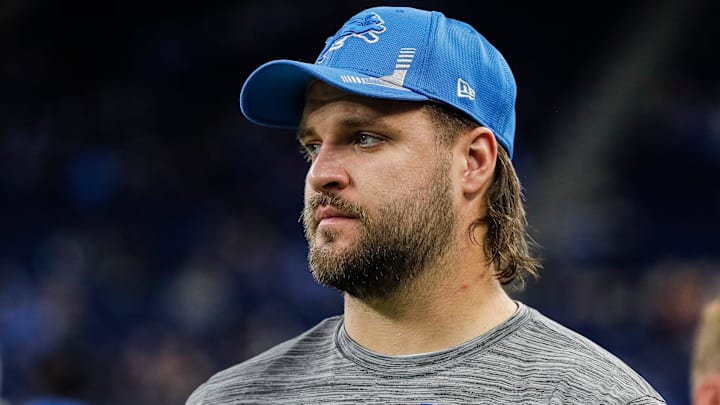 Detroit Lions offensive tackle Taylor Decker (68) walks along the sideline during warmups before the Baltimore Ravens game at Ford Field in Detroit on Sunday, Sept. 26, 2021.