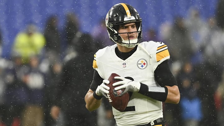 Pittsburgh Steelers quarterback Mason Rudolph (2)