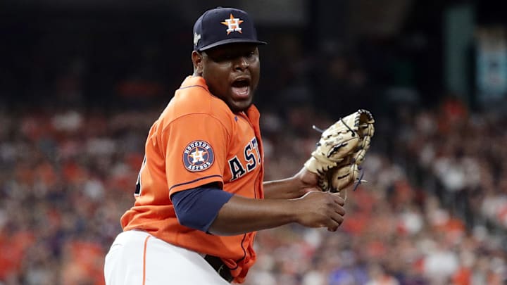 Héctor Neris sigue en el radar de los Yankees