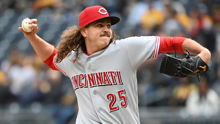 Cincinnati Reds starting pitcher Rhett Lowder delivers the ball Cincinnati Reds starting pitcher Rhett Lowder delivers the ball