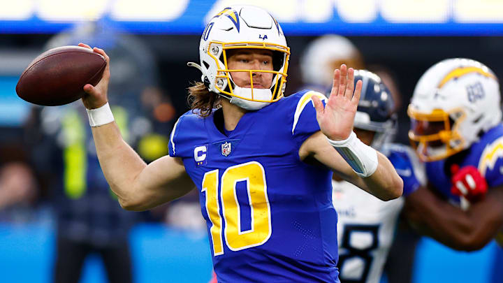 Tennessee Titans v Los Angeles Chargers