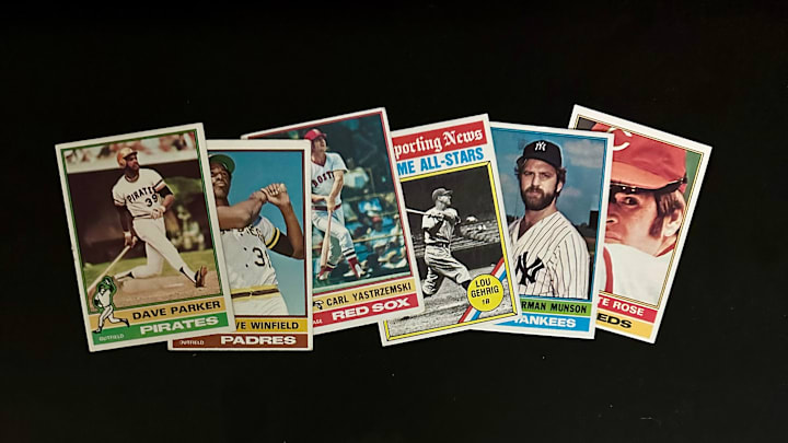 Assorted 1976 Topps baseball cards