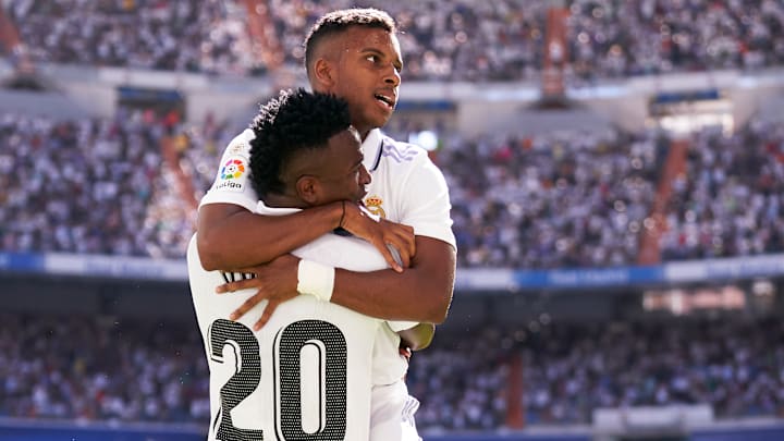 Vinícius Júnior e Rodrygo marcam, e Real Madrid vence o Mallorca em jogaço na LaLiga.