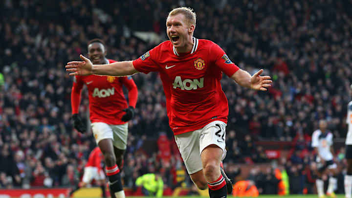 Manchester United v Bolton Wanderers - Premier League