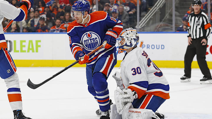 Jan 5, 2023; Edmonton, Alberta, CAN; Edmonton Oilers forward Zach Hyman (18) tries to screen New
