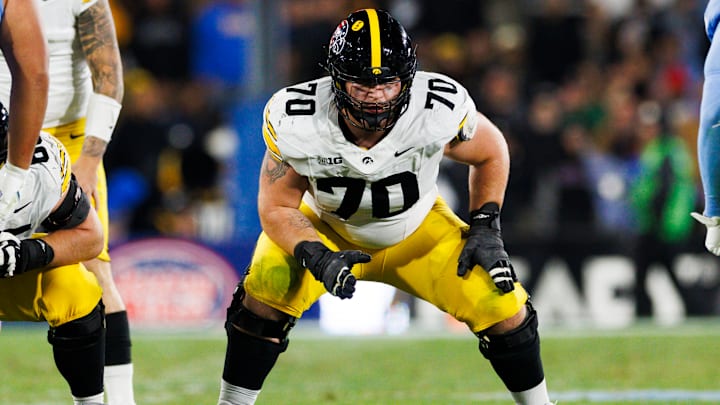 Iowa v UCLA Iowa v UCLA