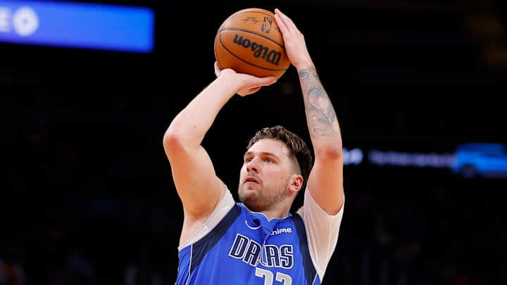 Dallas Mavericks v Atlanta Hawks