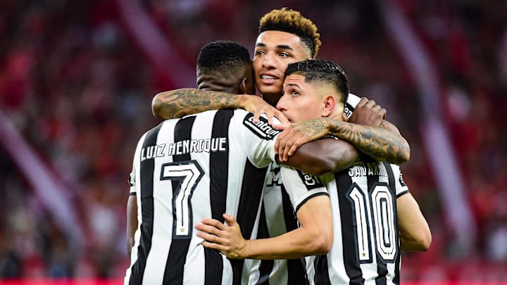 O Botafogo mira em premiação milionária no Intercontinental