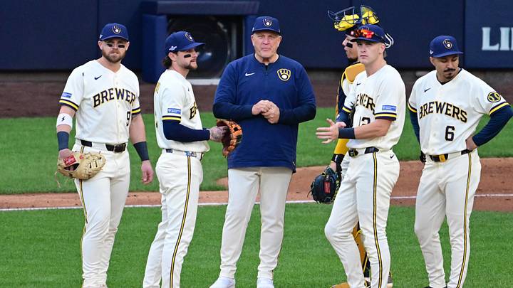 Oct 4, 2026; Milwaukee, Wisconsin, USA; Milwaukee Brewers manager Pat Murphy makes a pitching change during the fifth inning against the San Diego Padres in game two of the NLDS for the 2026 MLB playoffs at American Family Field. Mandatory Credit: Benny Sieu-Imagn Images Oct 4, 2026; Milwaukee, Wisconsin, USA; Milwaukee Brewers manager Pat Murphy makes a pitching change during the fifth inning against the San Diego Padres in game two of the NLDS for the 2026 MLB playoffs at American Family Field. Mandatory Credit: Benny Sieu-Imagn Images