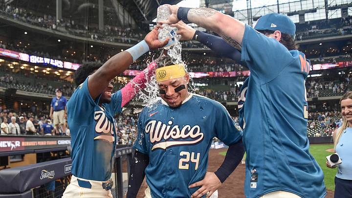 Aug 21, 2026; Milwaukee, Wisconsin, USA; Milwaukee Brewers left fielder Luis Lara (18) and center fielder Garrett Mitchell (5) pours water on catcher William Contreras (24) after beating the Atlanta Braves at American Family Field. Mandatory Credit: Benny Sieu-Imagn Images Aug 21, 2026; Milwaukee, Wisconsin, USA; Milwaukee Brewers left fielder Luis Lara (18) and center fielder Garrett Mitchell (5) pours water on catcher William Contreras (24) after beating the Atlanta Braves at American Family Field. Mandatory Credit: Benny Sieu-Imagn Images