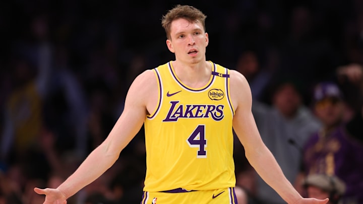 Memphis Grizzlies v Los Angeles Lakers