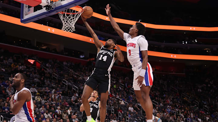San Antonio Spurs v Detroit Pistons