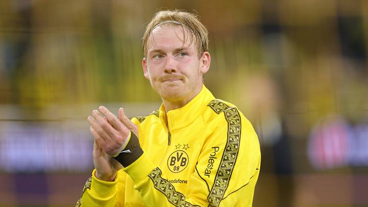 Julian Brandt steht jetzt bei Ajax Amsterdam unter Vertrag Julian Brandt steht jetzt bei Ajax Amsterdam unter Vertrag