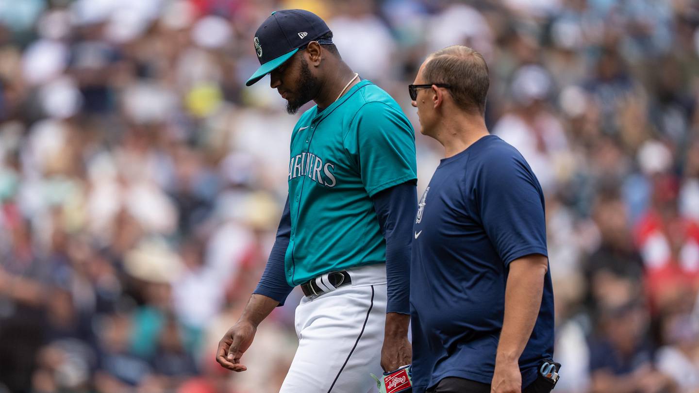 Former Mariners Bullpen Gamble Gets New Life With Giants After Injury-Riddled Stint