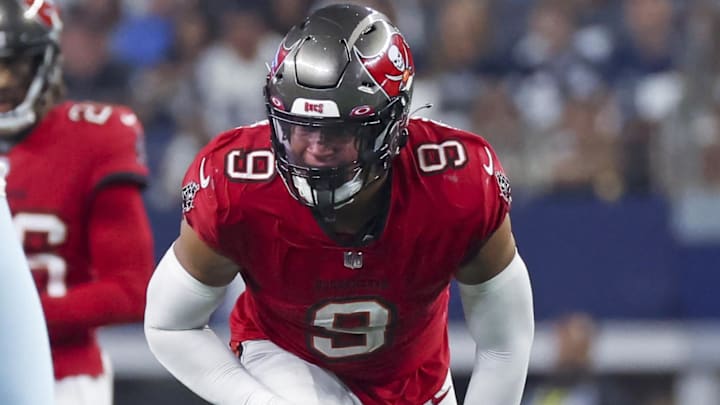 Former Husky edge rusher Joe Tryon-Shoyinka will join the Cleveland Browns.