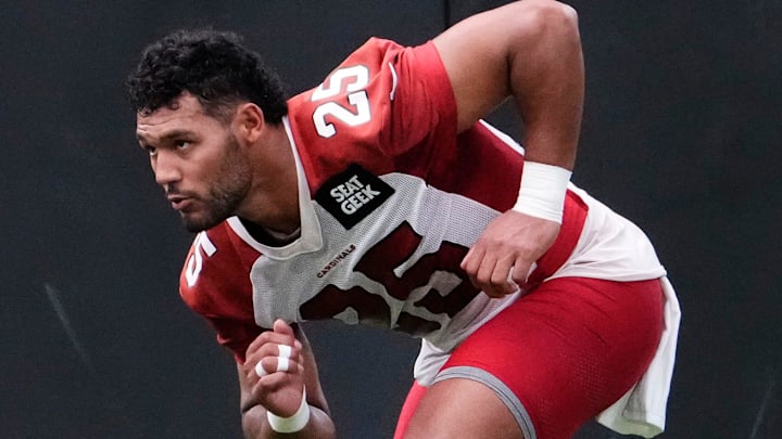 Jul 26, 2023; Glendale, AZ, USA; Arizona Cardinals linebacker Zaven Collins (25) during training