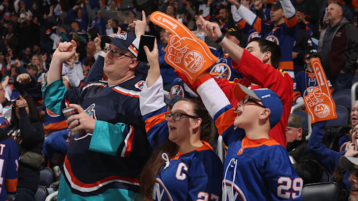 Winnipeg Jets v New York Islanders