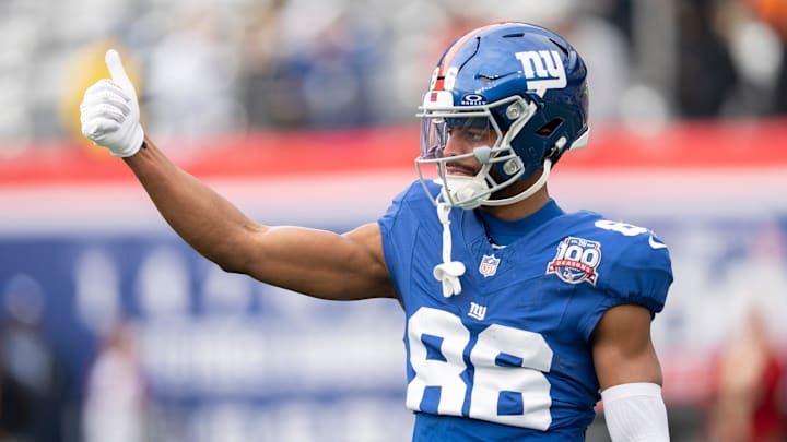 New York Giants wide receiver Darius Slayton (86) gestures during warm ups before a game between New York Giants and Indianapolis Colts at MetLife Stadium on Sunday, Dec. 29, 2024.