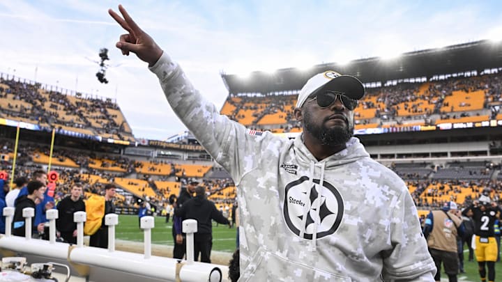 Nov 17, 2024; Pittsburgh, Pennsylvania, USA; Pittsburgh Steelers head coach Mike Tomlin celebrates a 18-16 victory over the Baltimore Ravens at Acrisure Stadium. Mandatory Credit: Barry Reeger-Imagn Images Nov 17, 2024; Pittsburgh, Pennsylvania, USA; Pittsburgh Steelers head coach Mike Tomlin celebrates a 18-16 victory over the Baltimore Ravens at Acrisure Stadium. Mandatory Credit: Barry Reeger-Imagn Images