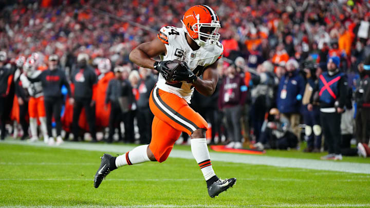 Dec 2, 2024; Denver, Colorado, USA; Cleveland Browns running back Nick Chubb (24) scores a touchdown in the fourth quarter against the Denver Broncos at Empower Field at Mile High. Mandatory Credit: Ron Chenoy-Imagn Images