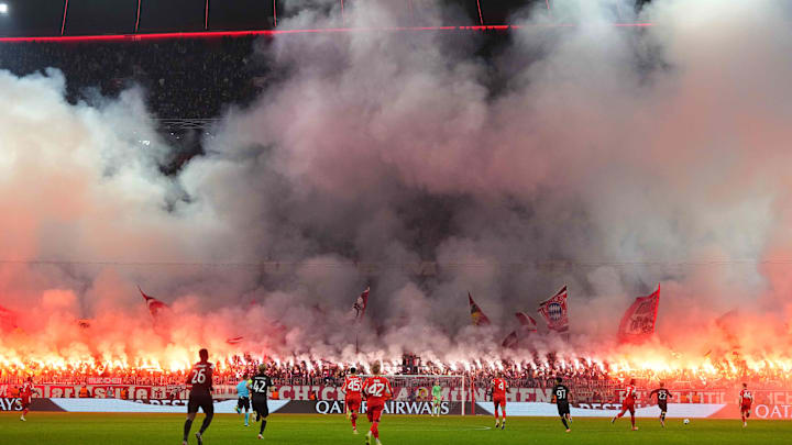 Die Pyro-Show gegen Lissabon kommt die Fans teuer zu stehen.