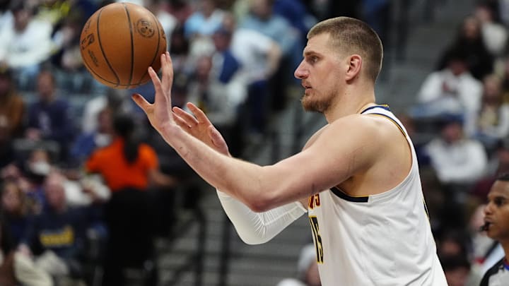 Mar 15, 2025; Denver, Colorado, USA; Denver Nuggets center Nikola Jokic (15) inbounds the ball in the second half against the Washington Wizards at Ball Arena. Mandatory Credit: Ron Chenoy-Imagn Images Mar 15, 2025; Denver, Colorado, USA; Denver Nuggets center Nikola Jokic (15) inbounds the ball in the second half against the Washington Wizards at Ball Arena. Mandatory Credit: Ron Chenoy-Imagn Images