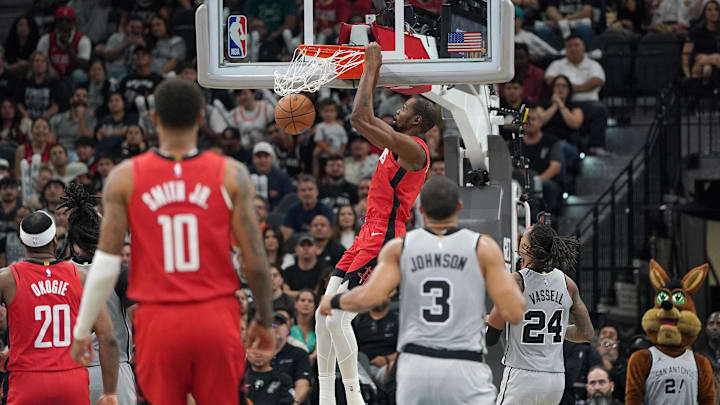 Nov 7, 2025; San Antonio, Texas, USA;  Houston Rockets forward Kevin Durant (7) dunks against the San Antonio Spurs during the second half at Frost Bank Center. Mandatory Credit: Dustin Safranek-Imagn Images