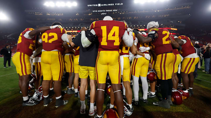 Northwestern v USC Northwestern v USC