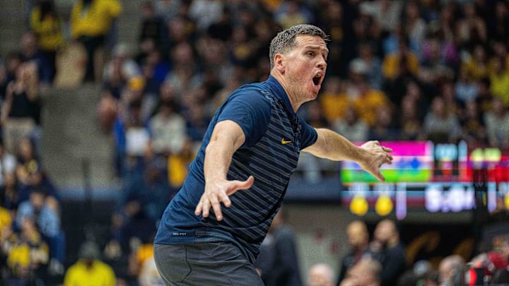 Cal head coach Mark Madsen