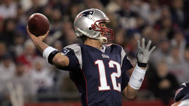 Tom Brady leads the Top 5 Sports Cards of the Week for Oct. 11 through Oct. 17, 2026. Mandatory Credit: David Butler II-USA TODAY Sports Copyright © David Butler II Tom Brady leads the Top 5 Sports Cards of the Week for Oct. 11 through Oct. 17, 2026. Mandatory Credit: David Butler II-USA TODAY Sports Copyright © David Butler II