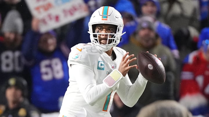 Dec 17, 2022; Orchard Park, New York, USA; Miami Dolphins quarterback Tua Tagovailoa (1) throws the