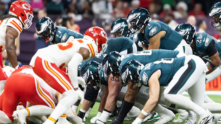 Eagles QB Jalen Hurts lines up for the tush push at the goal line against the Kansas City Chiefs during Super Bowl LIX.