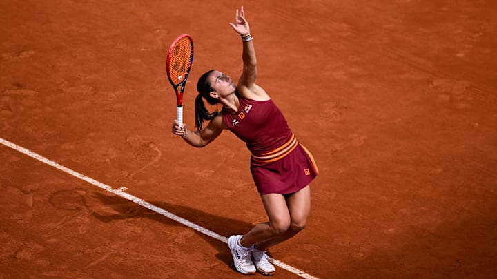 Emma Navarro debuted pieces from FILA's fiery collection for Roland Garros 2025.
