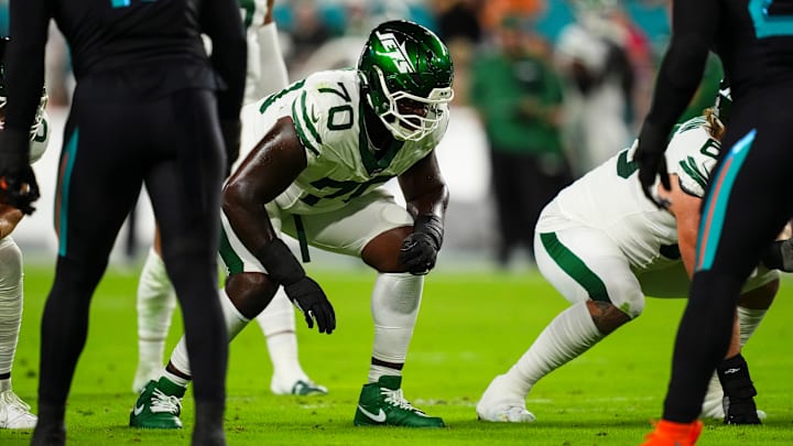 NY Jets right tackle Armand Membou