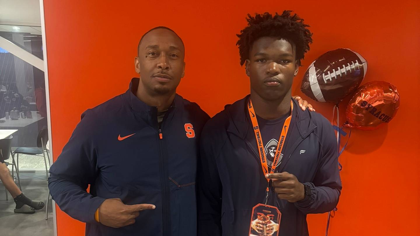 Sought-After 2028 EDGE Akeem Jones Jr. Highlights Atmosphere After Syracuse Visit
