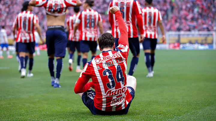 Armando González espera seguir haciendo historia con Chivas