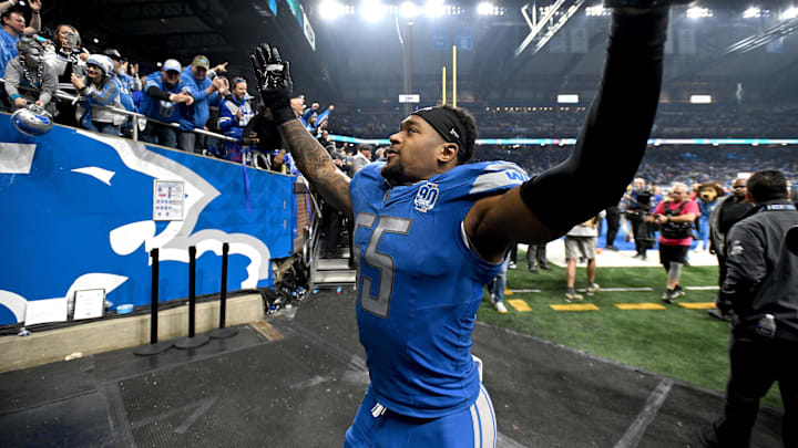 The Detroit Lions have signed linebacker Derrick Barnes to a three-year extension. The Detroit Lions have signed linebacker Derrick Barnes to a three-year extension.