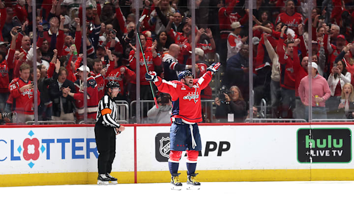 Chicago Blackhawks v Washington Capitals
