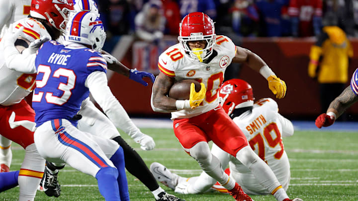 Isiah Pacheco returned to practice Friday in a big boost for the Chiefs' offense