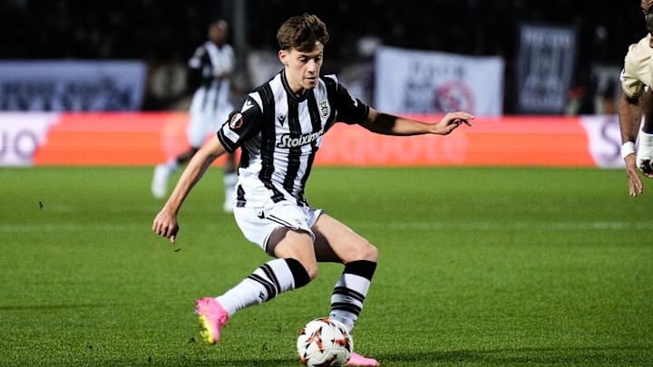 Wechselt Giannis Konstantelias zum VfB Stuttgart?