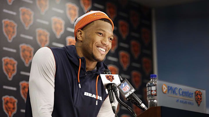 DJ Moore WR Chicago Bears. Mandatory Credit: Kamil Krzaczynski-Imagn Images