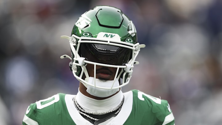 Dec 28, 2025; East Rutherford, New Jersey, USA; New York Jets running back Breece Hall (20) prior to the game against the New England Patriots at MetLife Stadium. Mandatory Credit: Vincent Carchietta-Imagn Images