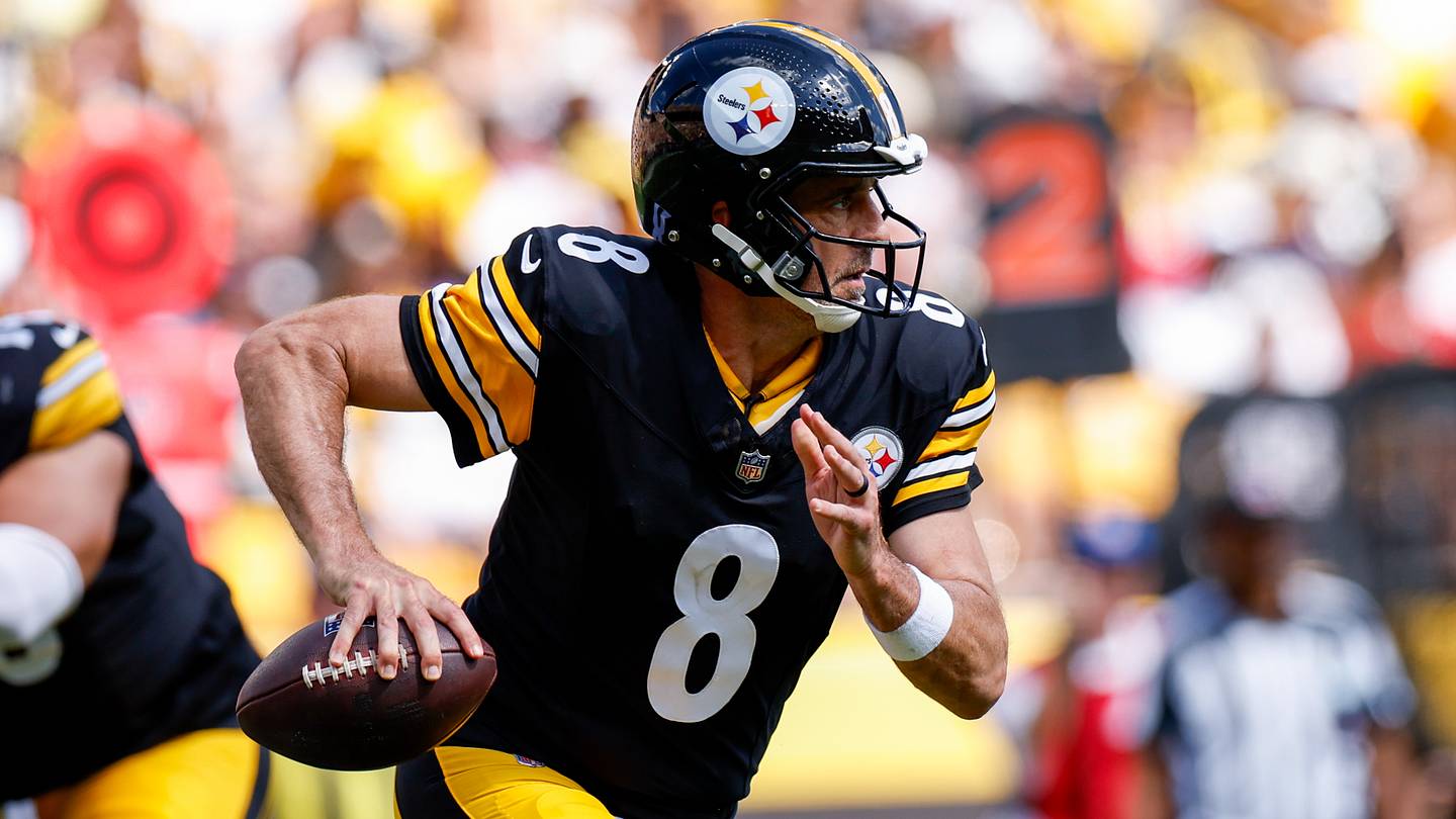 These 4 NFL quarterbacks should be benched or cut after Week 1