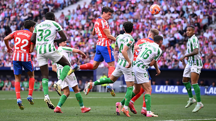 Real Betis x Atlético de Madrid se enfrentam pela LaLiga 2025/26