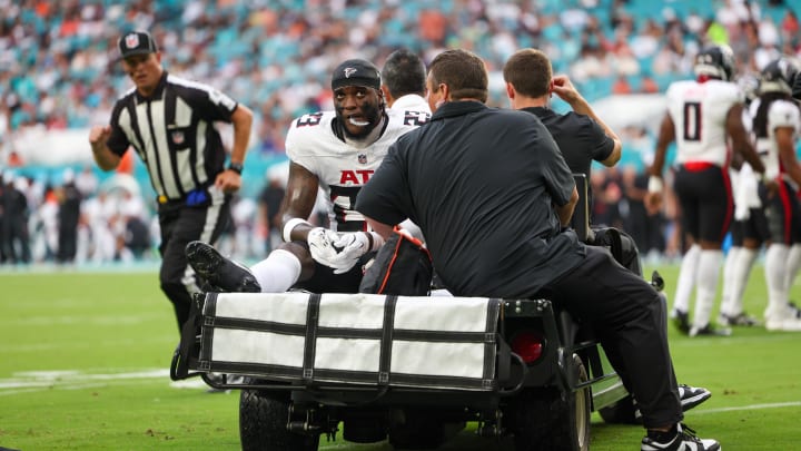 Atlanta Falcons safety DeMarcco Hellams has a positive injury outlook after being carted off against the Miami Dolphins this preseason. Atlanta Falcons safety DeMarcco Hellams has a positive injury outlook after being carted off against the Miami Dolphins this preseason.