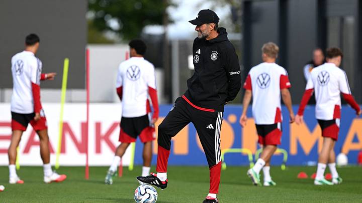 National Soccer Team: Practice National Soccer Team: Practice
