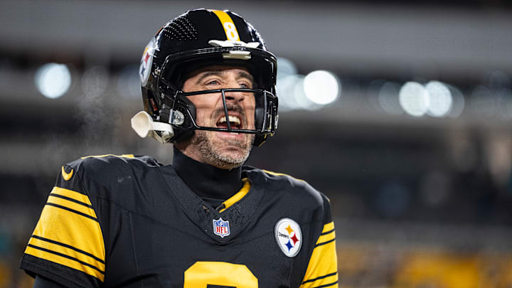 Pittsburgh Steelers QB Aaron Rodgers Pittsburgh Steelers QB Aaron Rodgers