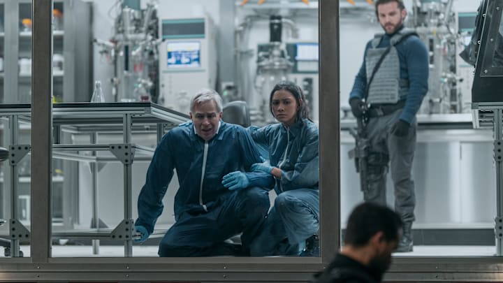 The Night Agent. (L to R) Jay Karnes as Dr. Wilfred Cole, Luciane Buchanan as Rose Larkin in episode 209 of The Night Agent. Cr. Christopher Saunders/Netflix © 2024