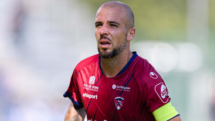 Johan Gastien trouve le chemin des filets face au PSG.