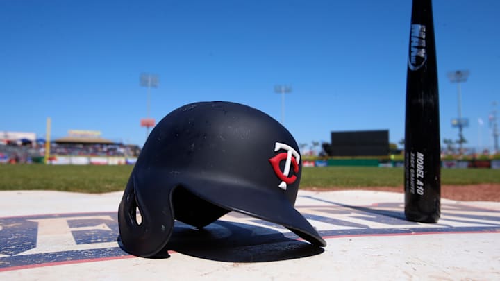Los Mellizos de Minnesota estuvieron muy activos en el comienzo de las firmas internacionales 